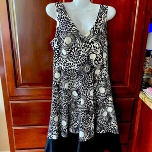 Elegant Black and White Floral Sundress Dress